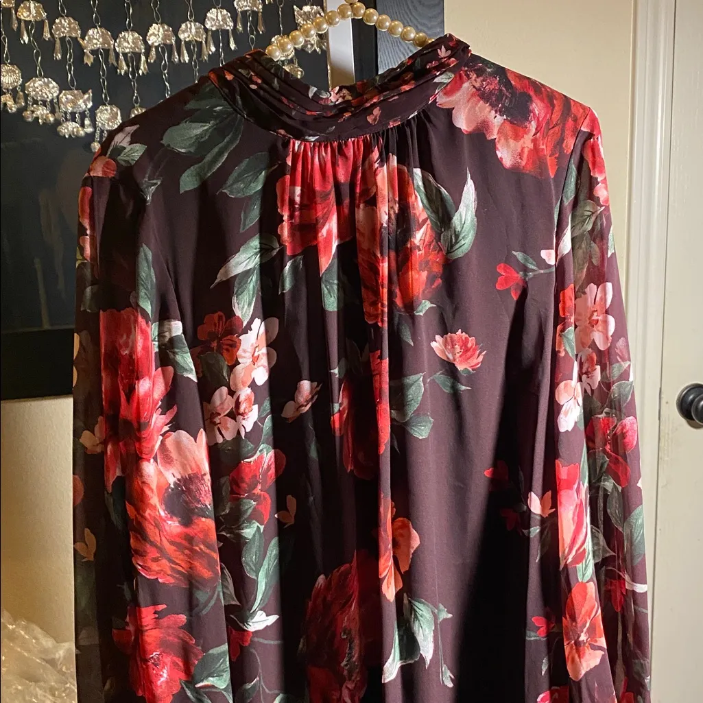 TINSLEY CHIFFON FLORAL PRINT MOCK NECK LONG SLEEVE RUFFLED MINI SHIFT DRESS - Image 6