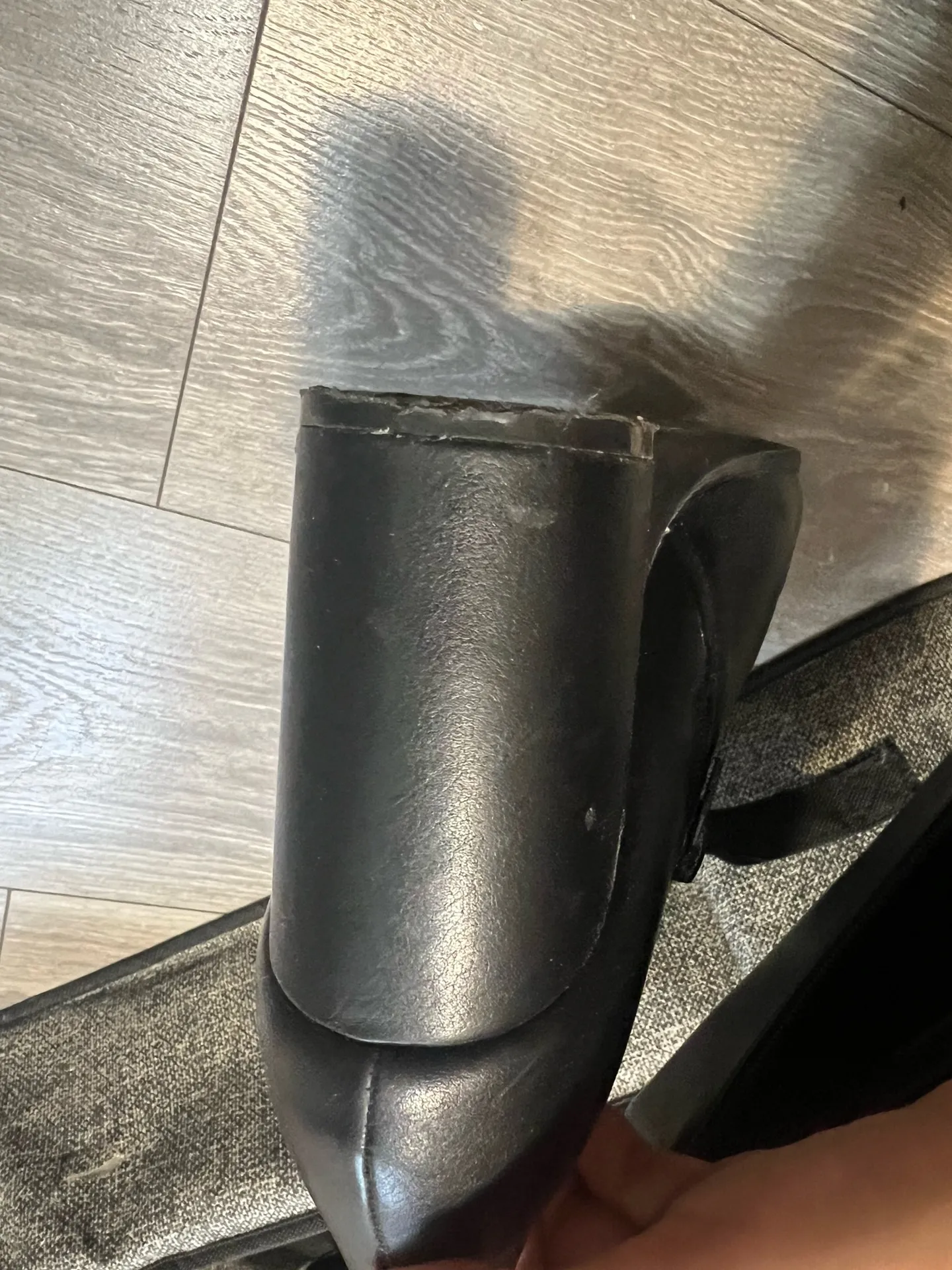 Black boots Size 8 - Image 4