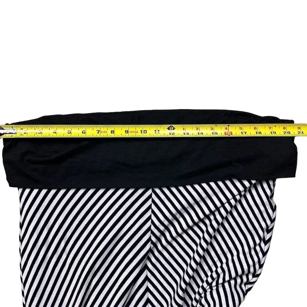Torrid Women's Black & White Striped Maxi Skirt Size 2x Foldover Waistband - Image 4
