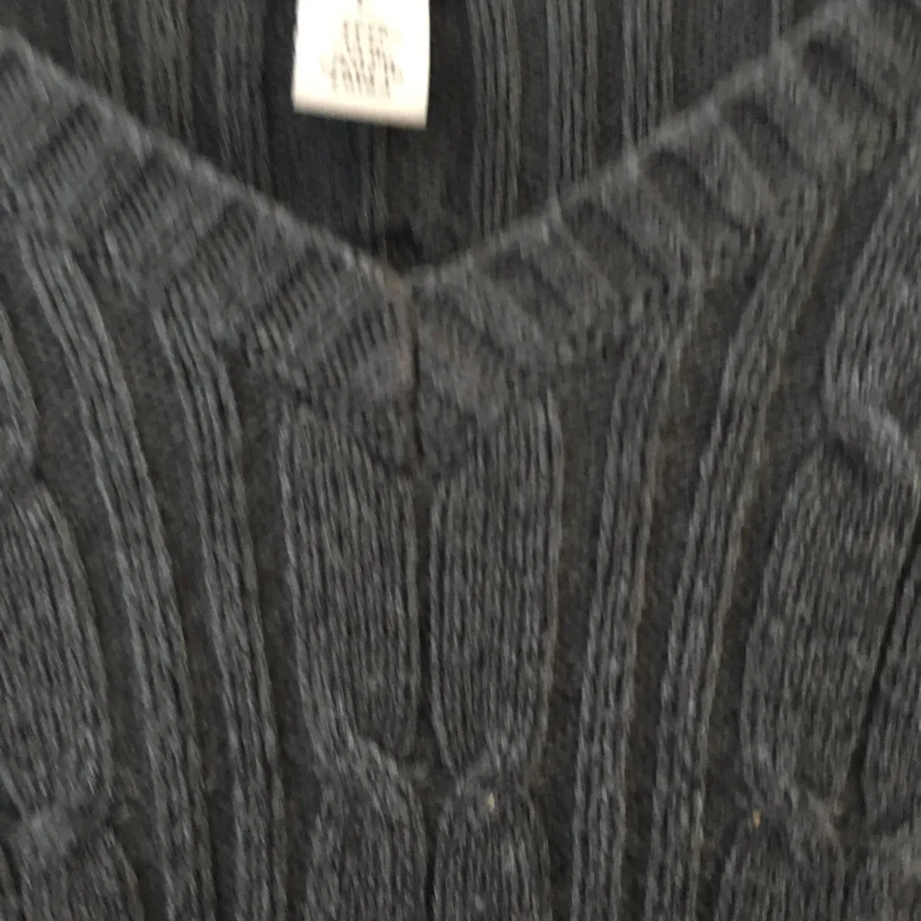 FINAL MARKDOWN Unisex St. John’s bay sweater large - Image 4