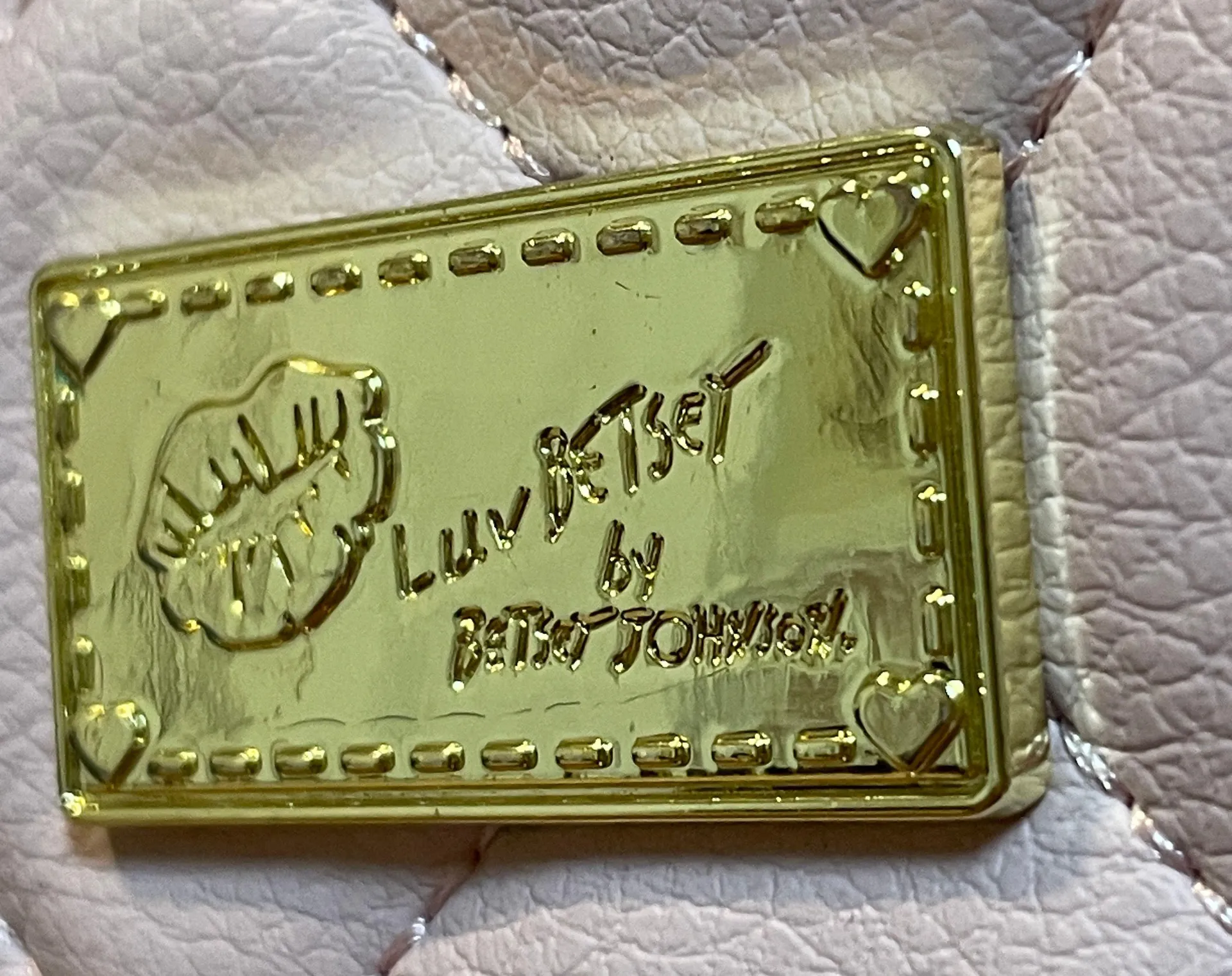 NWOT Luv  Women's Quilted Lilac Purple Vienna Backpack - Image 3