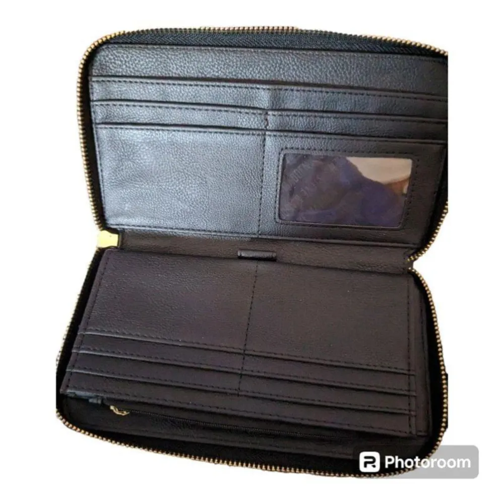 Steve Madden black and gold wristlet - Image 2