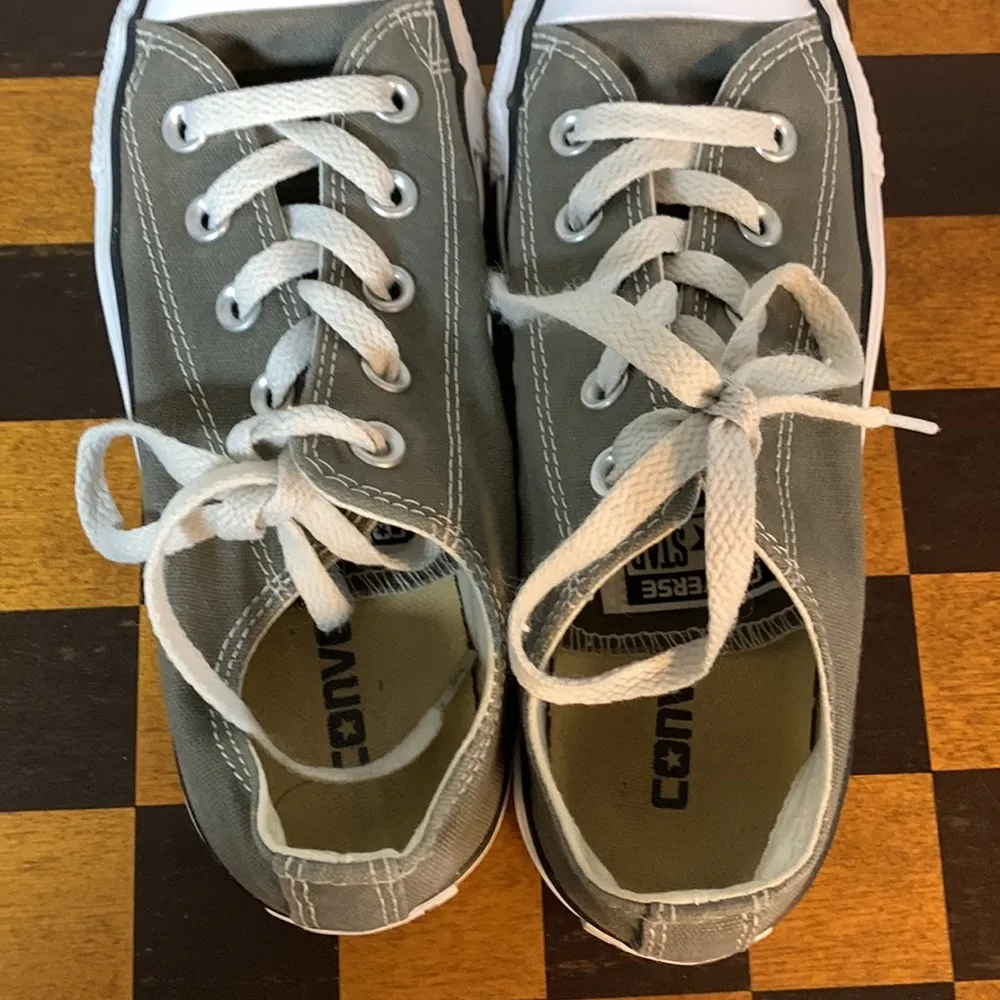 Converse All Star Gray Canvas Low Top Sneakers Size 6 - Image 4