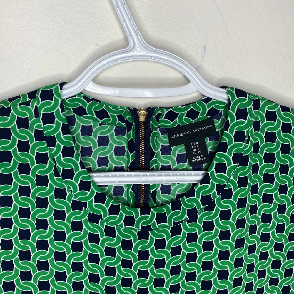 Adrienne Vittadini chain link navy and Kelly green shirt sleeve shift dress sz 0 - Image 61