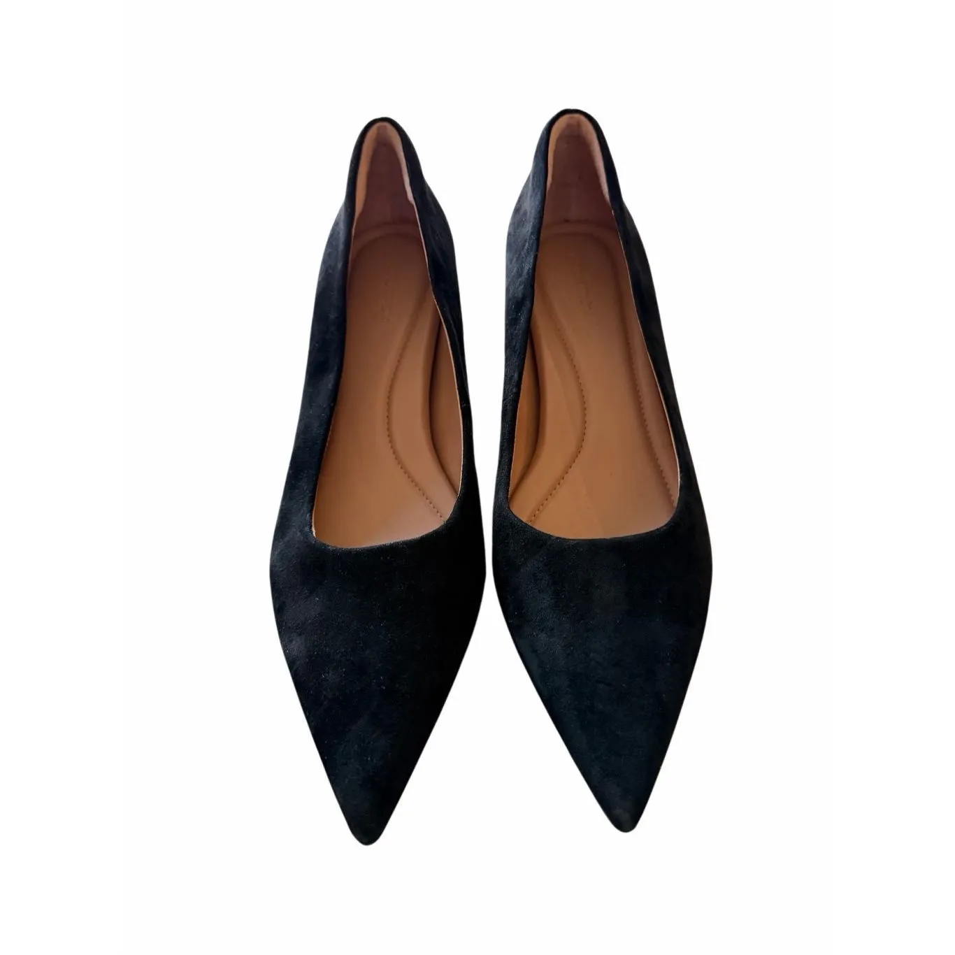 Nordstrom Rack Pumps Size 9 Black Leather Pointed Toe Cushioned - Image 4