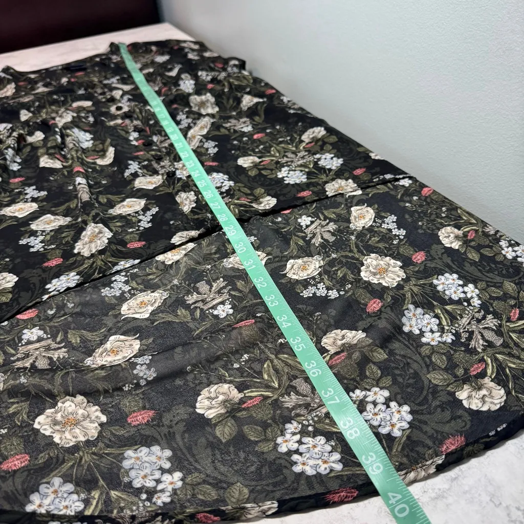 Torrid Outlander Chiffon Floral Babydoll Tunic Top Size 10 Black White - Image 7