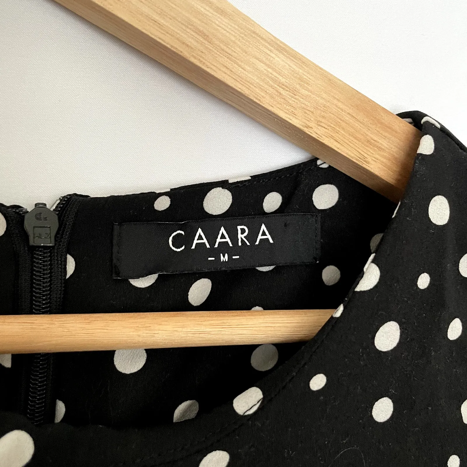 Caara black white polka dots asymetric midi modest dress women's M tiered flowy Size M - Image 4