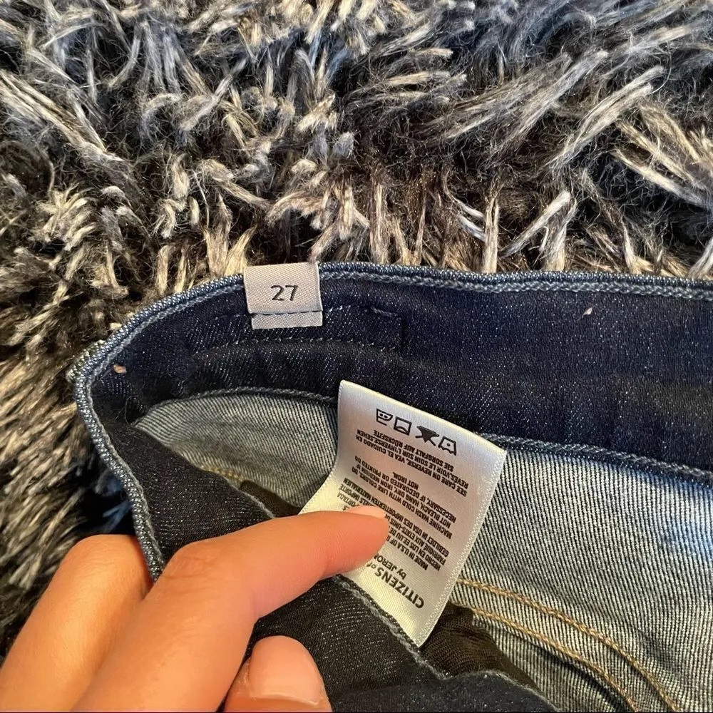 Citizens of Humanity Taylor mid rise slim boot cut Jean
dark wash- Size 27 - Image 7