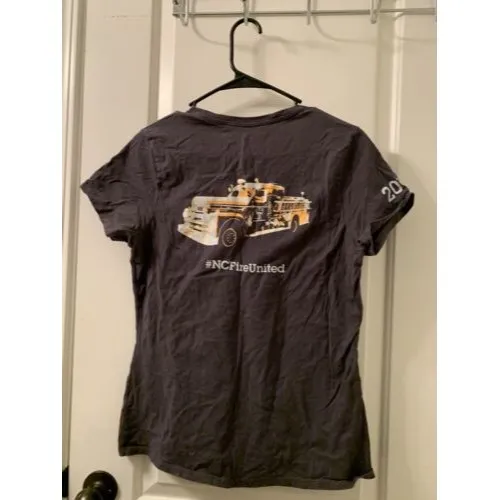 Hanes Women's T-Shirt SOUTH ATLANTIC FIRE RESCUE Expo 2016 Size M Gray - Image 6