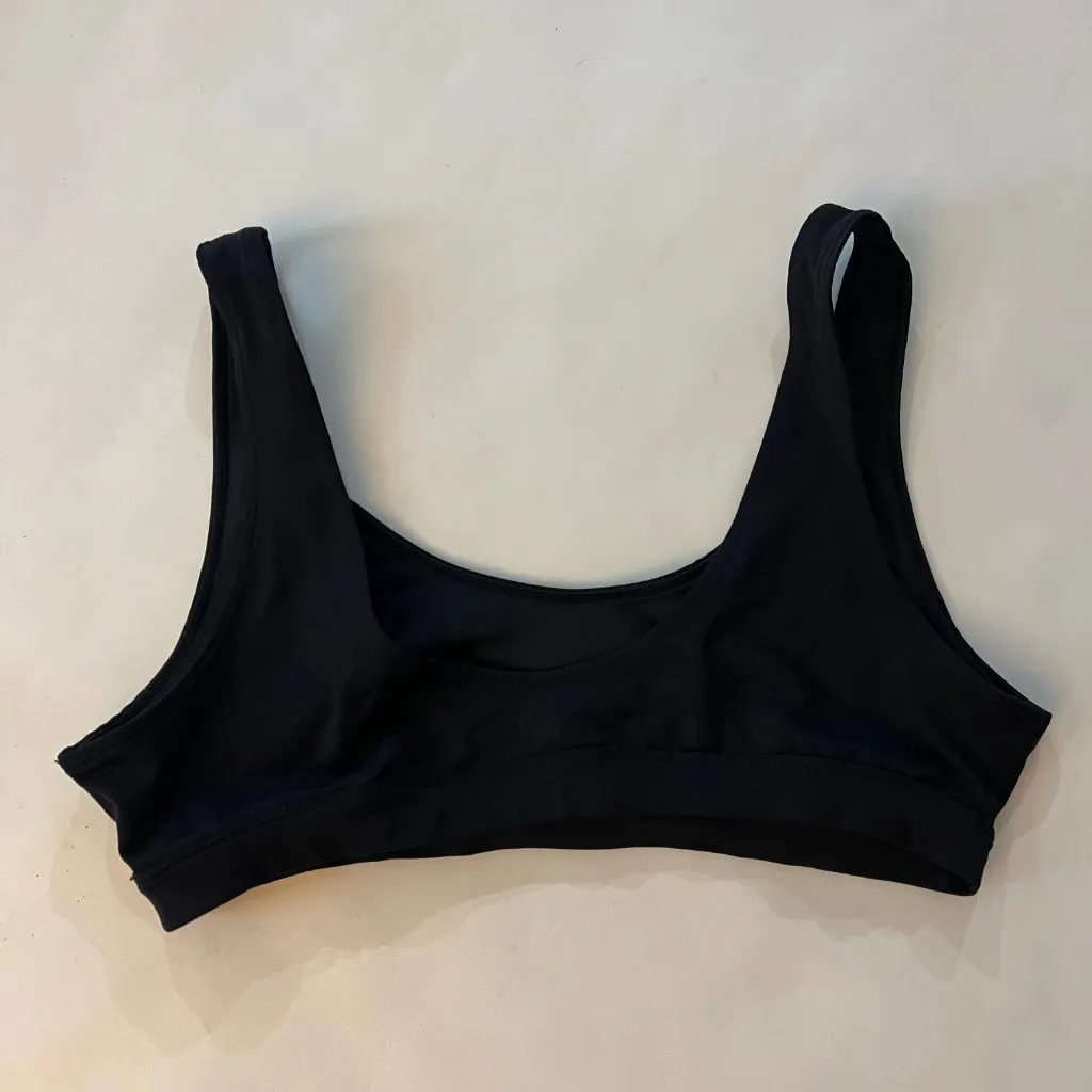 ALO YOGA Ambient Logo Sports Bra Black White Medium - Image 3