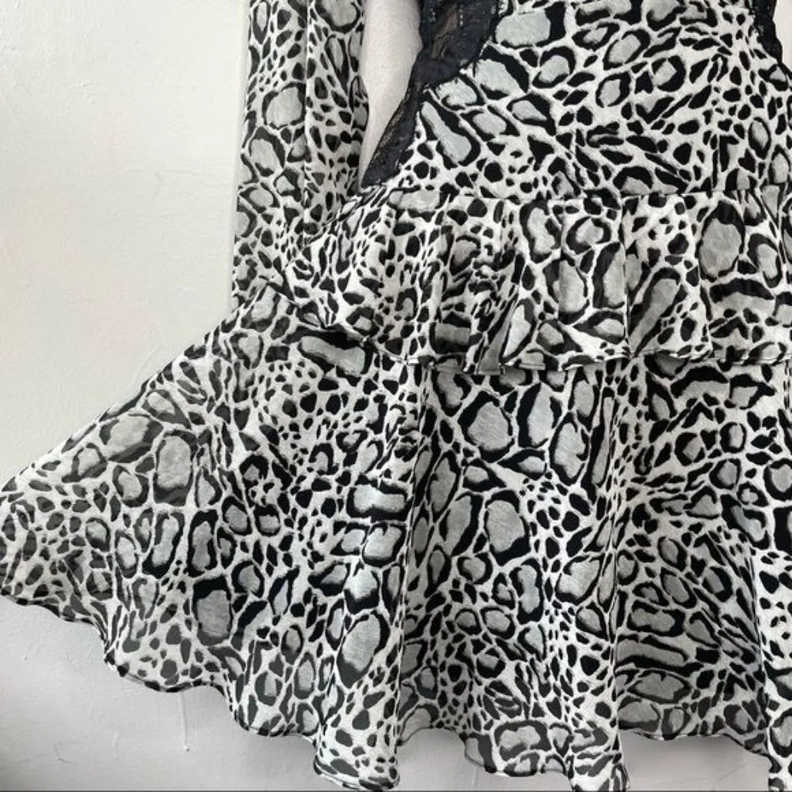 BCBGMAXAZRIA Silk Animal Print Dress Womens Size 2 Leopard Baddie Party Mob Wife - Image 6