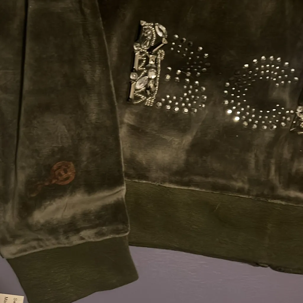 BCBG MAXAZRIA Velour Jacket & Pant Set Jeweled Rhinestone Size L  Green - Image 12