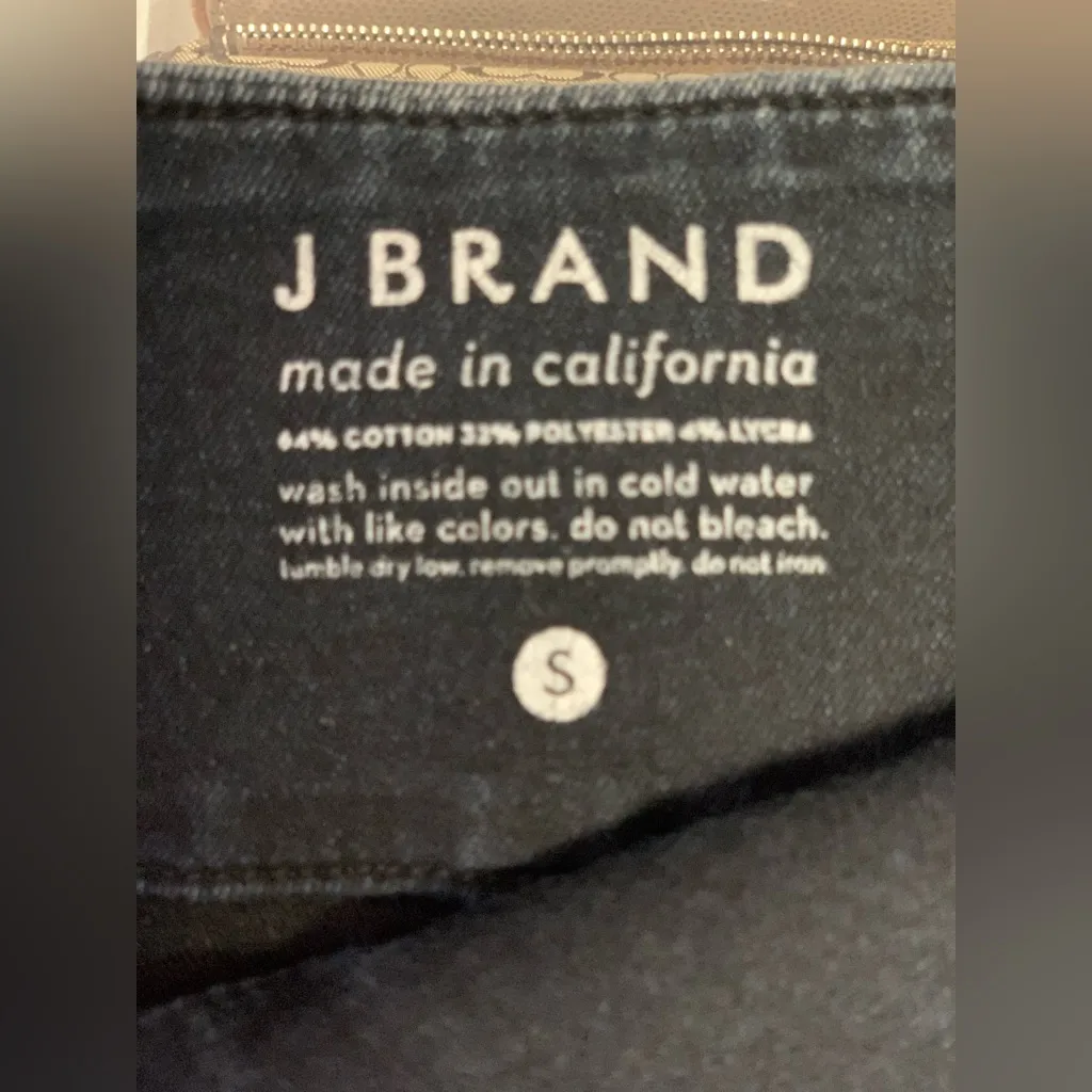 J Brand Cotton Blend Black Pull On Mini Skirt.     Size-Small - Image 4