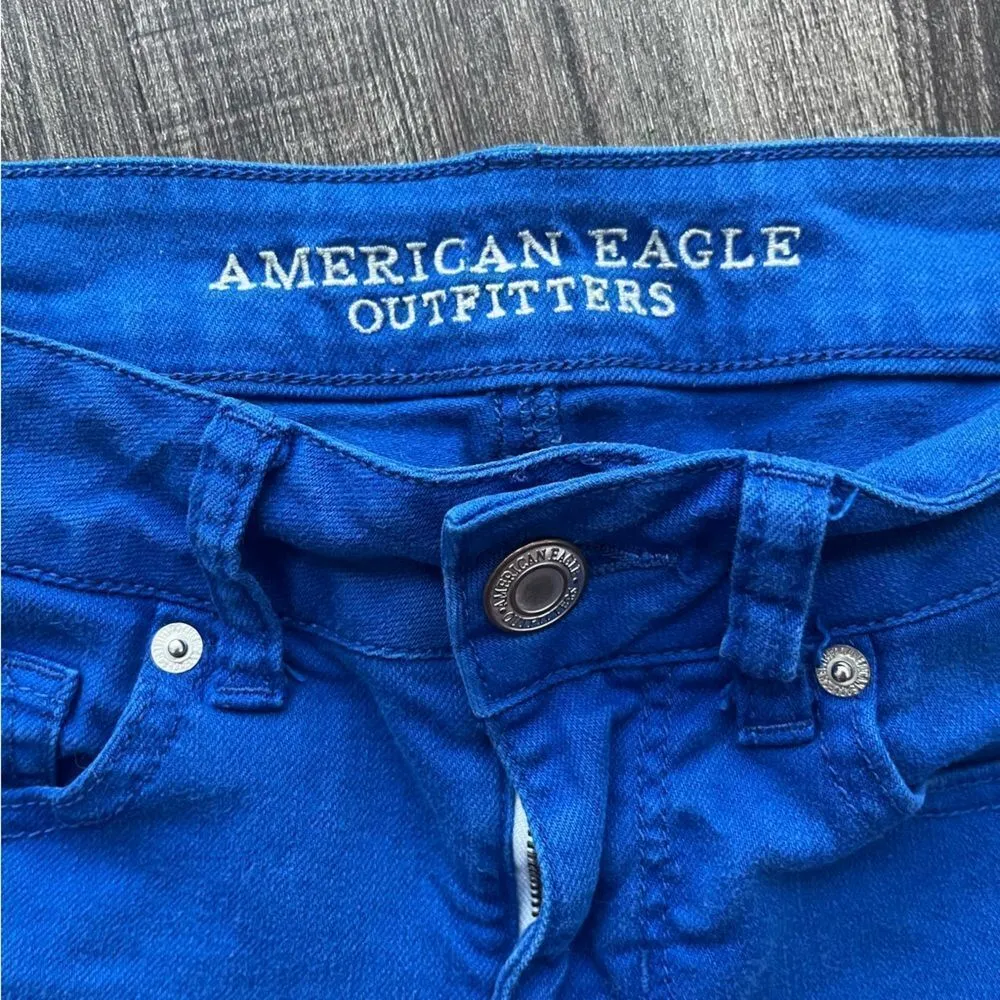 Women’s American Eagle Bright Blue Shorts - Size 4 - Image 3