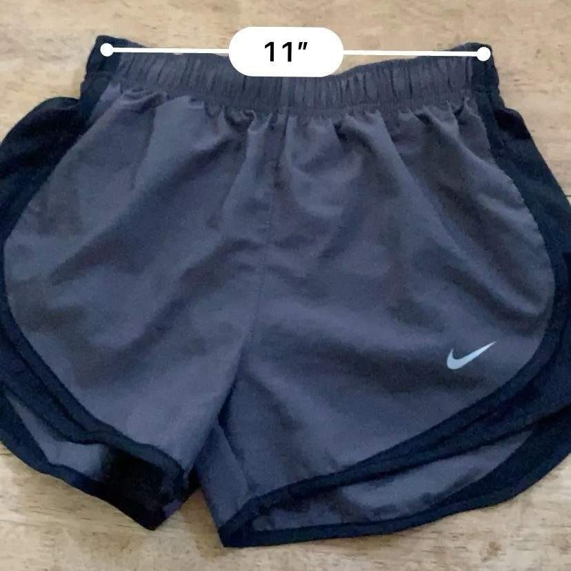 Nike Tempo Women’s‎ Sz XS Wolf Grey/Black Poly Running Shorts - Image 12