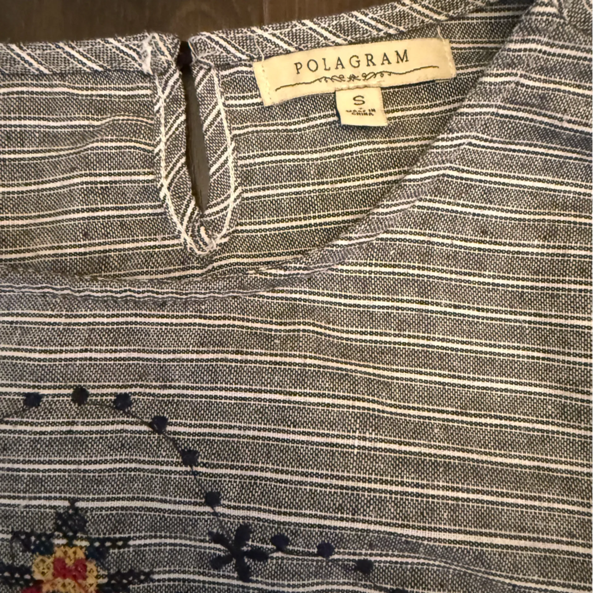 Elegant Blue Embroidered Polagram Dress - Image 4