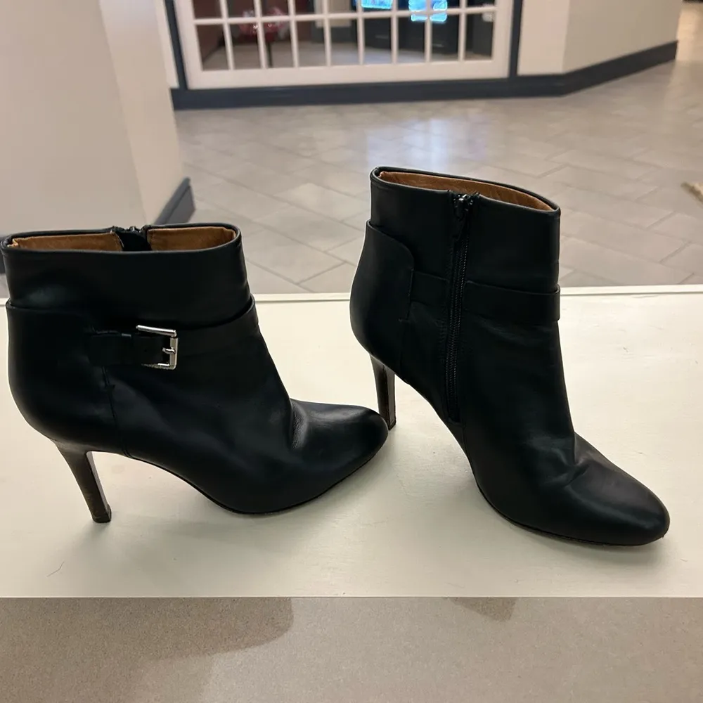 Coach Black Heeled Boots with Stiletto Heel and Sleek Design Size 10 B HOT! - Image 2