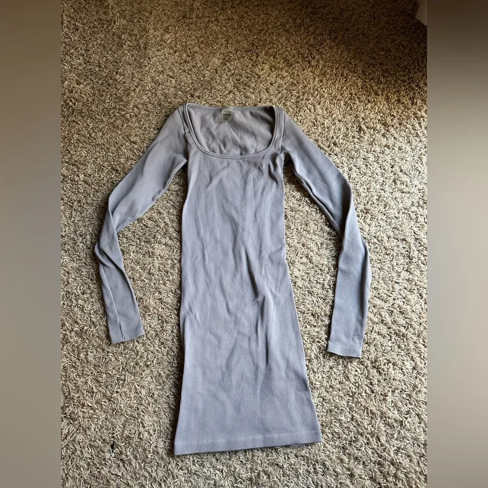 Aritzia Sunday best felt cinch dress - Image 2