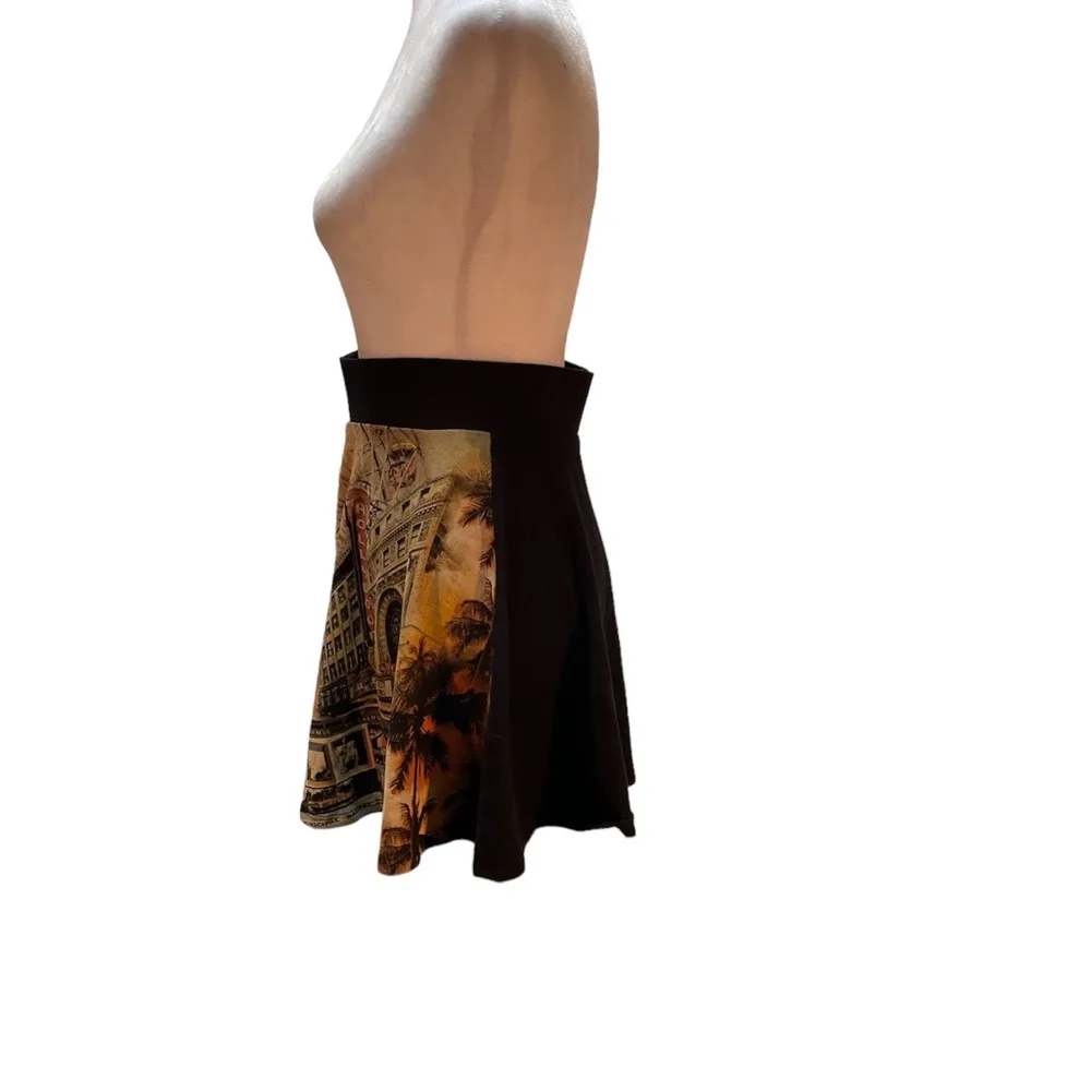 5ifth Degree Black Graphic Historic Hollywood Print Mini Circle Skirt Size Large - Image 3