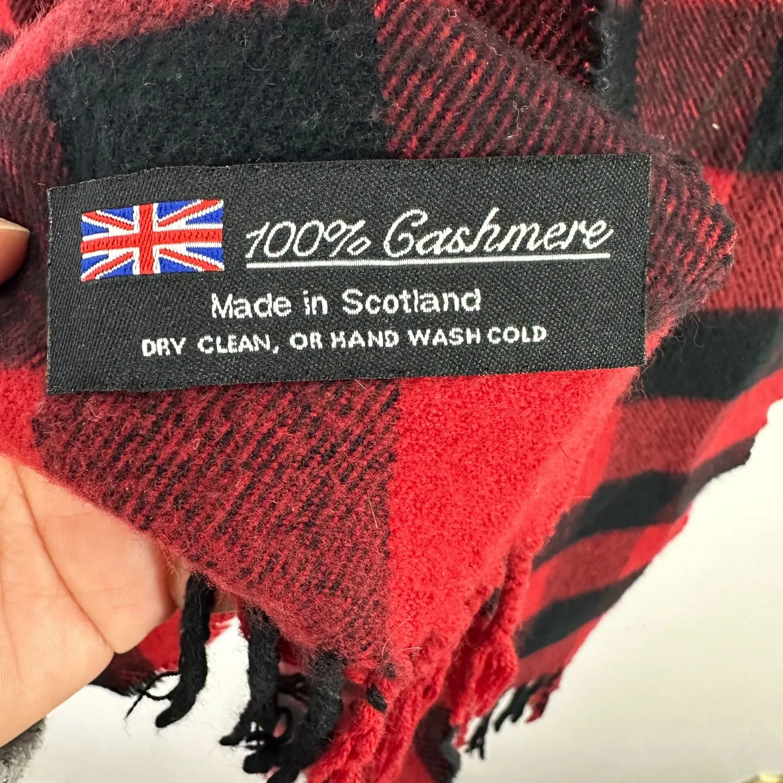 Scottish 100% Cashmere Scarf Red Black Buffalo Plaid Fringe Winter Quiet Luxury - Image 2