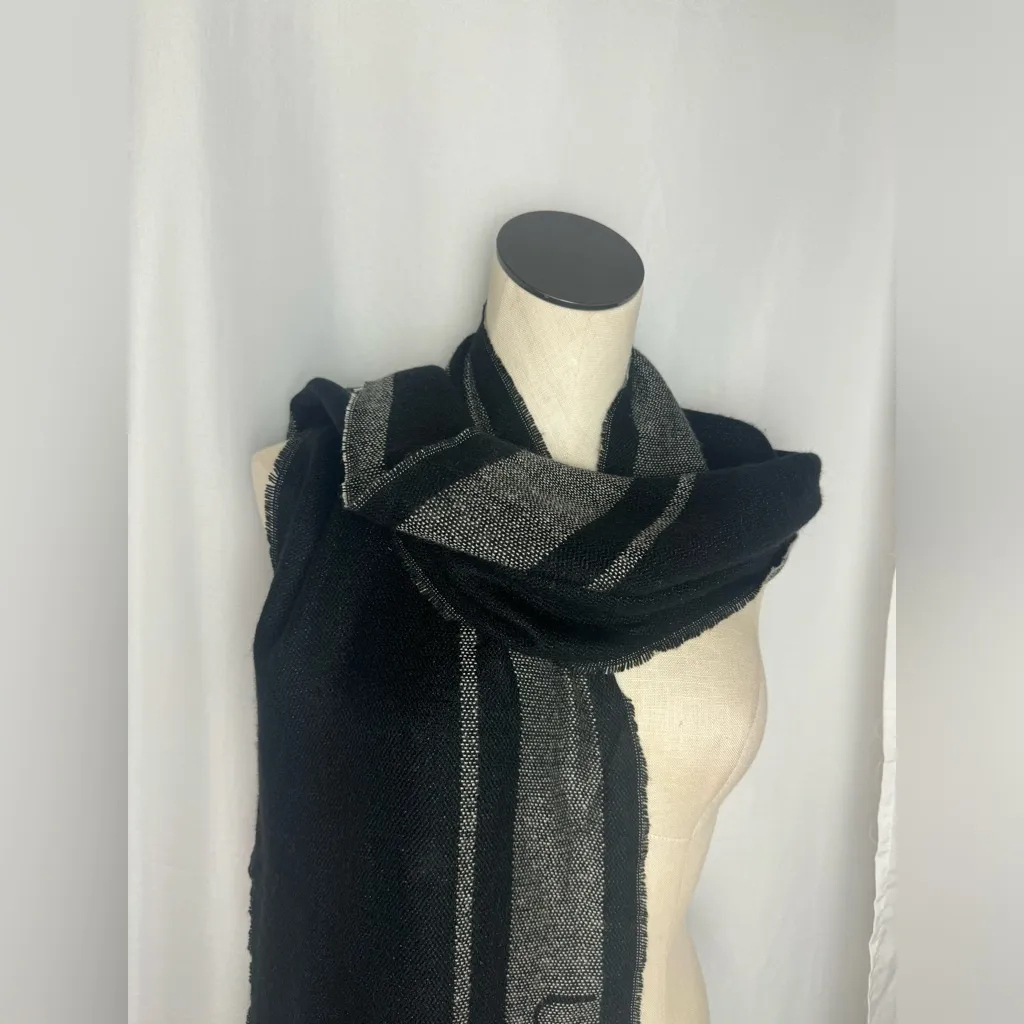 Calvin Klein Charcoal and Ebony Scarf - Image 4