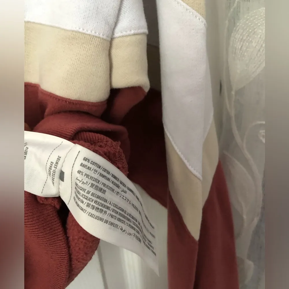 Abercrombie & Fitch size XS Striped Cropped Sweatshirt Colorblock top cotton - Image 6