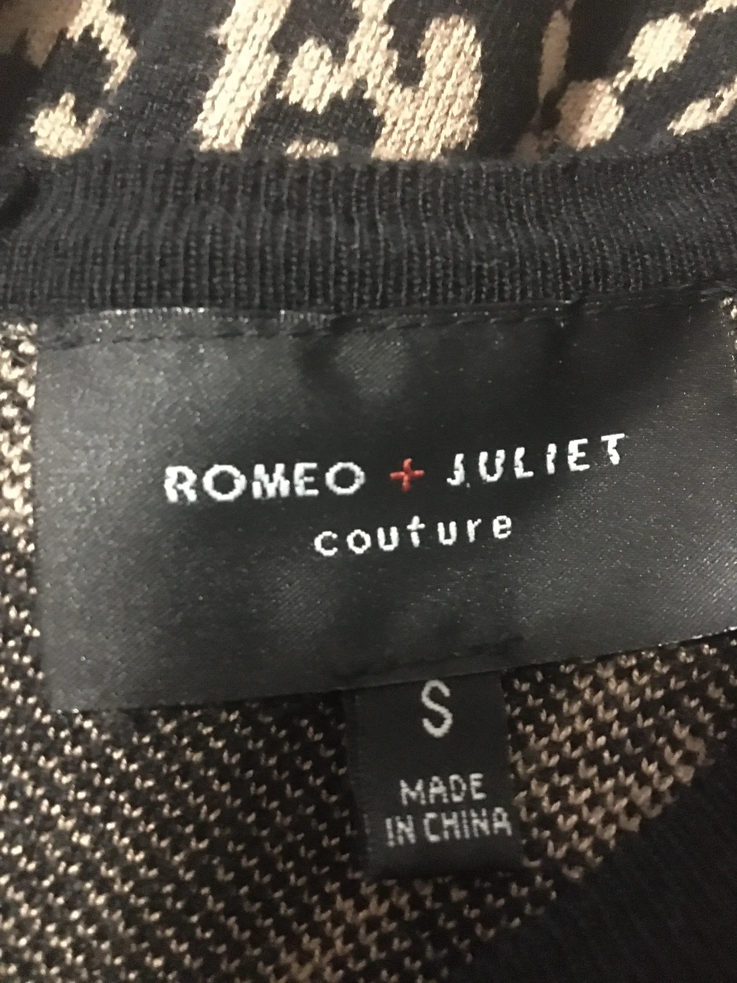 Romeo + Juliet Couture Sweater Dress - Image 4