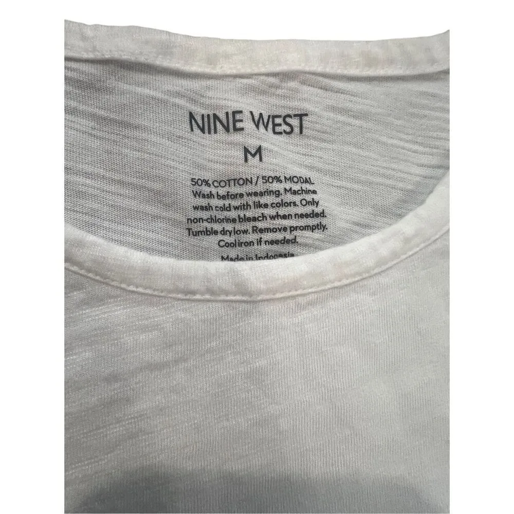 Nine West Ruched Side athletic T-shirt size M - Image 5