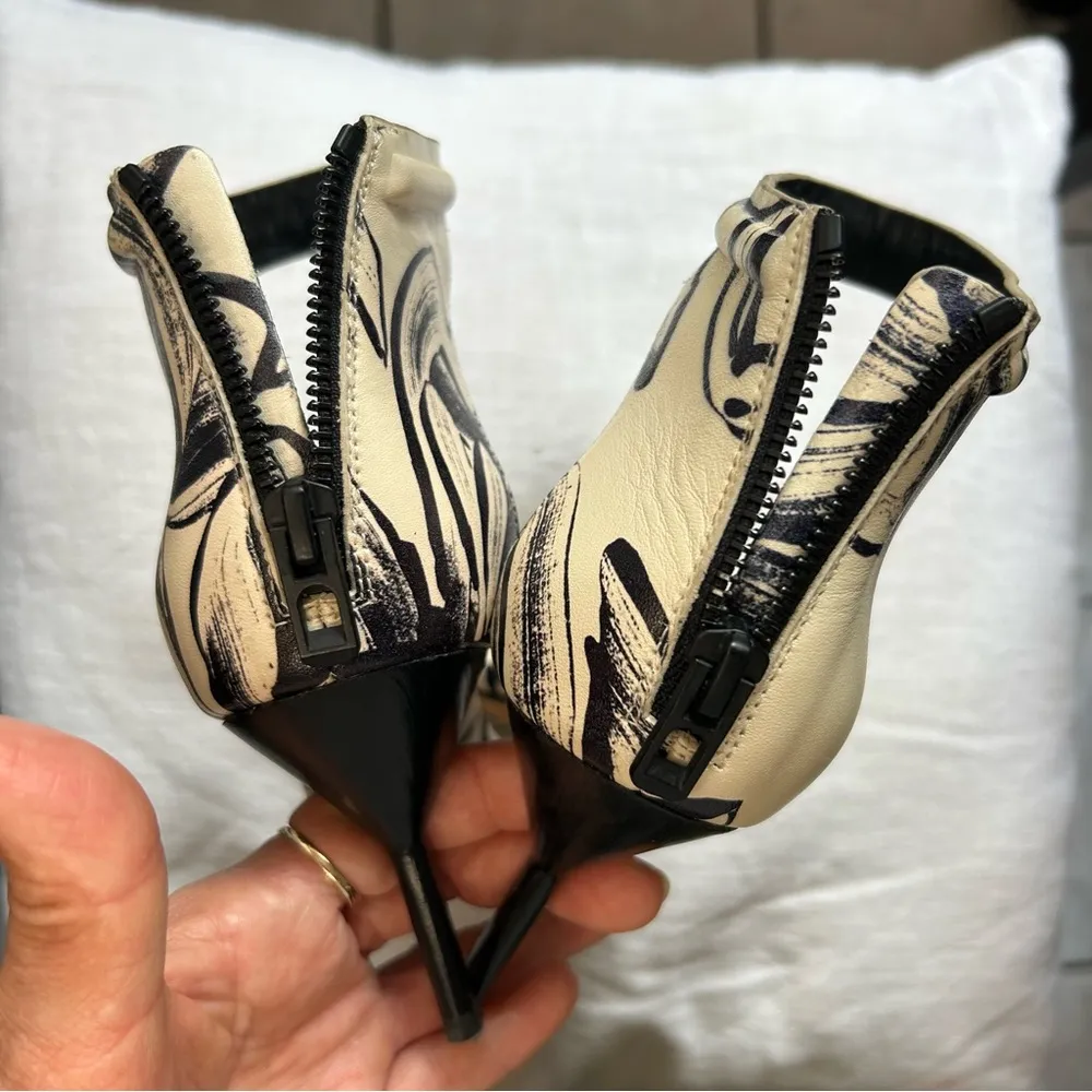 3.1 Phillip Lim Black and Cream Stiletto Heels - Image 4