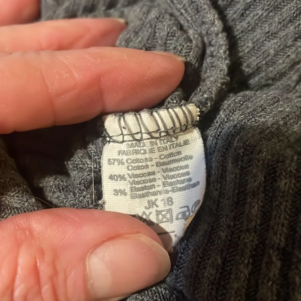 Gray Ribbed Short Sleeve brandy Melville t-shirt dress - Image 3