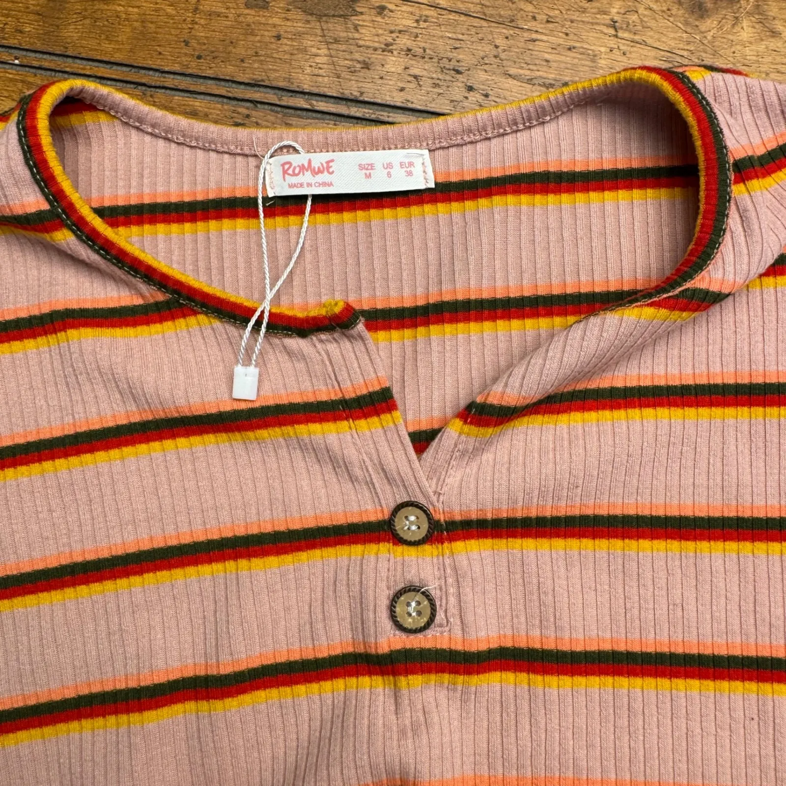 ROMWE Striped Ribbed Cropped Henley Top Pink Orange Yellow Black Size M - Image 2