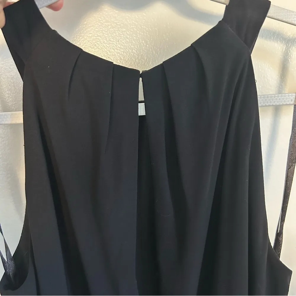 SLNY Black Red Floral Velvet Sleeveless Formal Dress 6 - Image 6