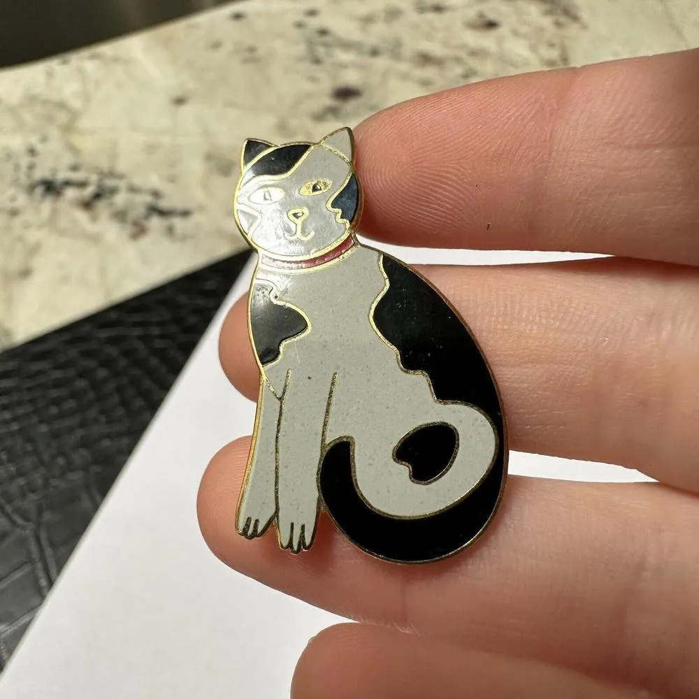 Gold Tone Black & Grey Enamel Cloisonné Style Kitty Cat Brooch Pin - Image 7