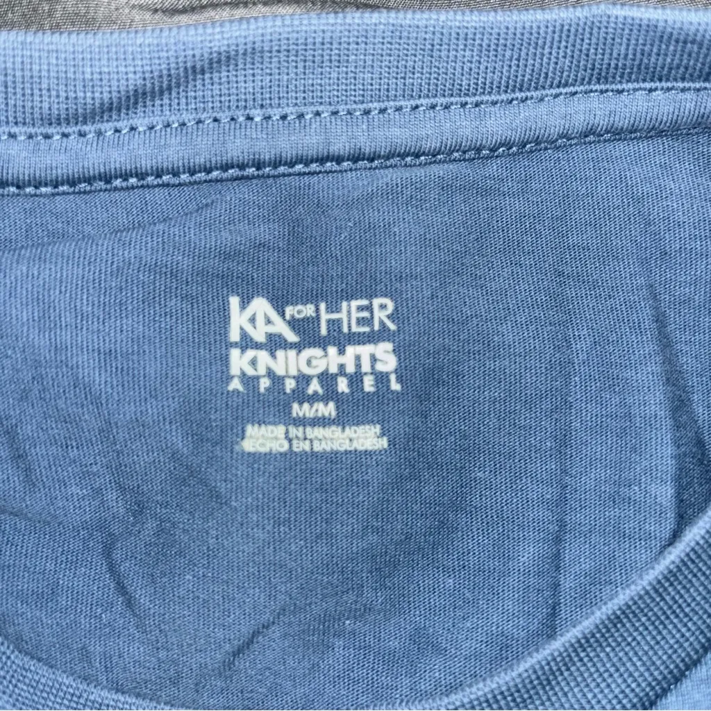 Knights Apparel Women's Blue Badgers UW Top Size M - Image 5