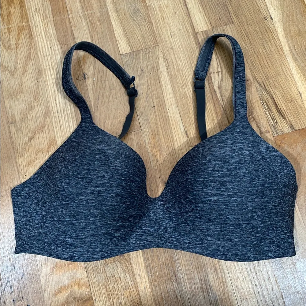 Hanes Gray Wireless Bra - Ultimate Comfortblend T-shirt Full Coverage 36C - Image 6