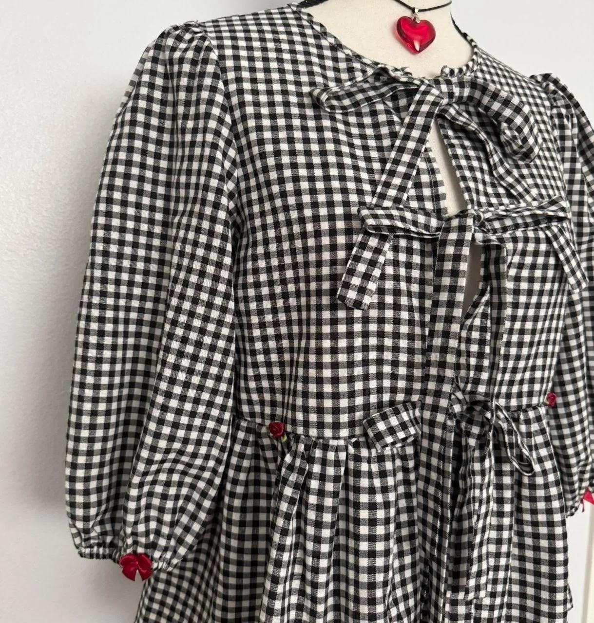 black & white gingham bow tie up blouse with mini red bows & red rosebuds - Image 5