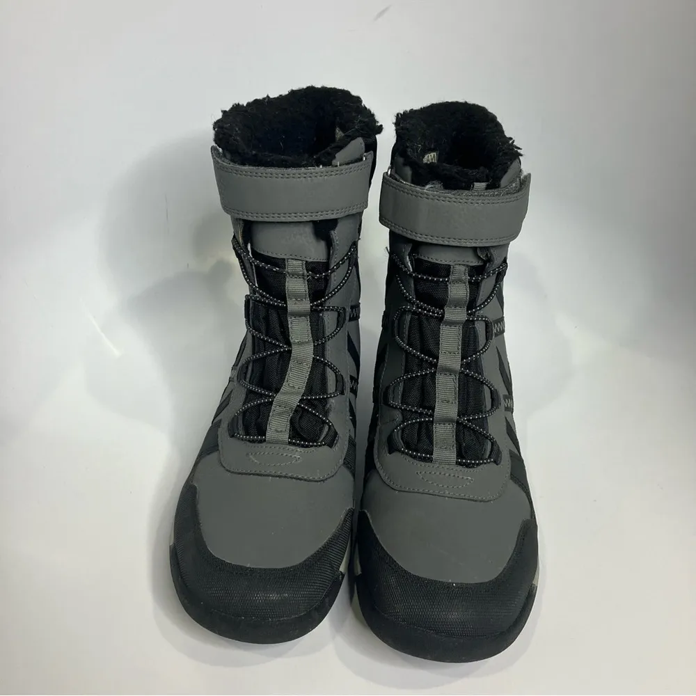 Merrell waterproof winter boots gray & black size‎ 7 - Image 2
