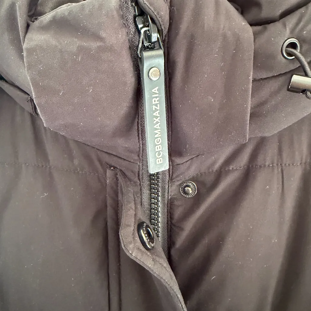 BCBGMaxAzria Women's Dark Puffer Jacket - Image 7