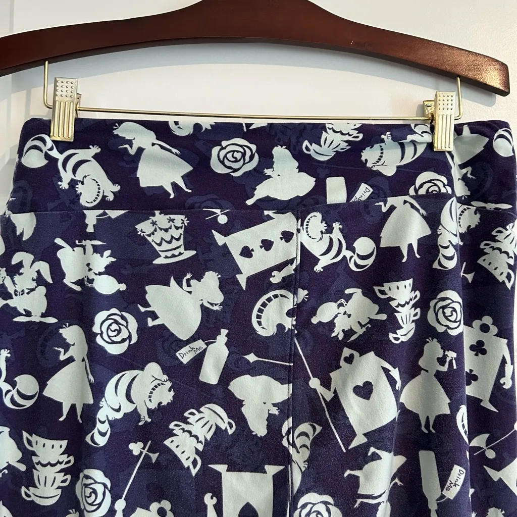 Lularoe Disney Alice in Wonderland Leggings Purple White Size Tall and Curvy TC - Image 7