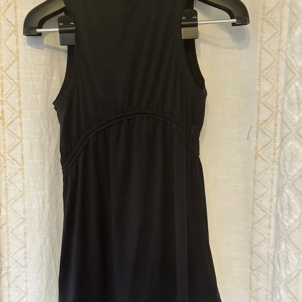 Athleta dress, black rouched/cinched waist😍 and so cute!! - Image 3