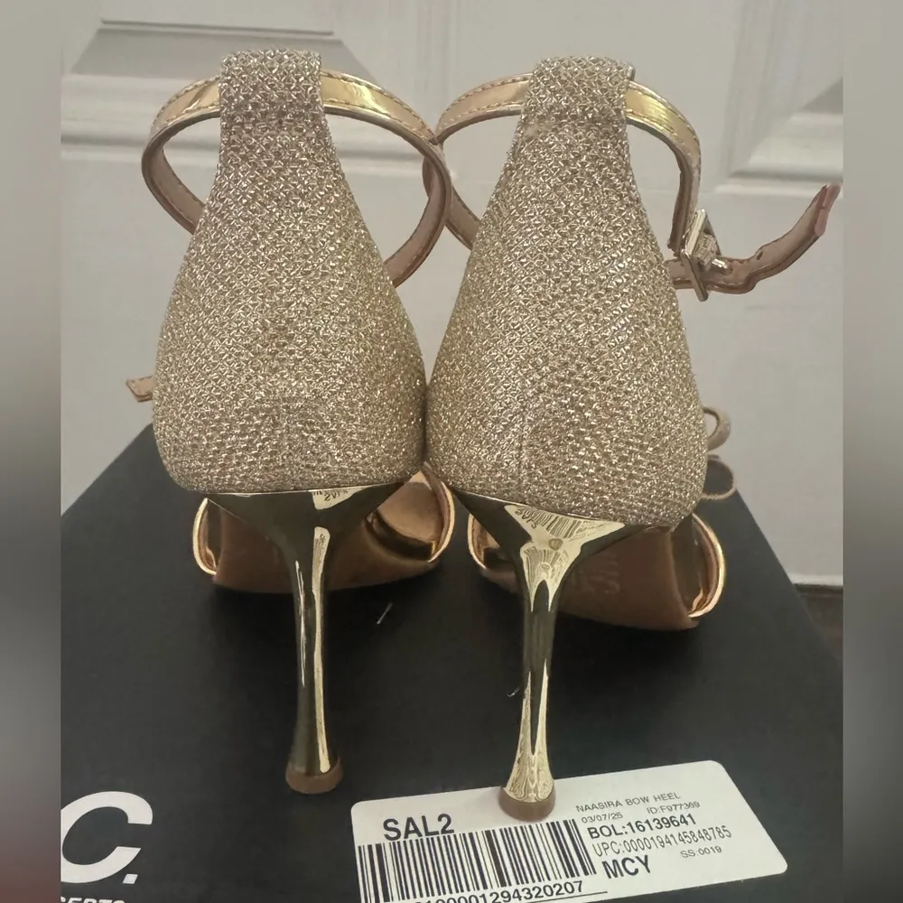 New I.N.C. International Concepts Nasira Bow Gold Glitter Dress Sandals 6.5 - Image 3