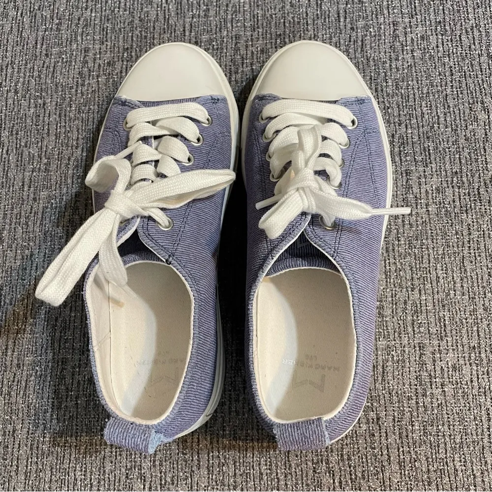 Marc Fisher Women’s Cady2 Sneakers - Image 6