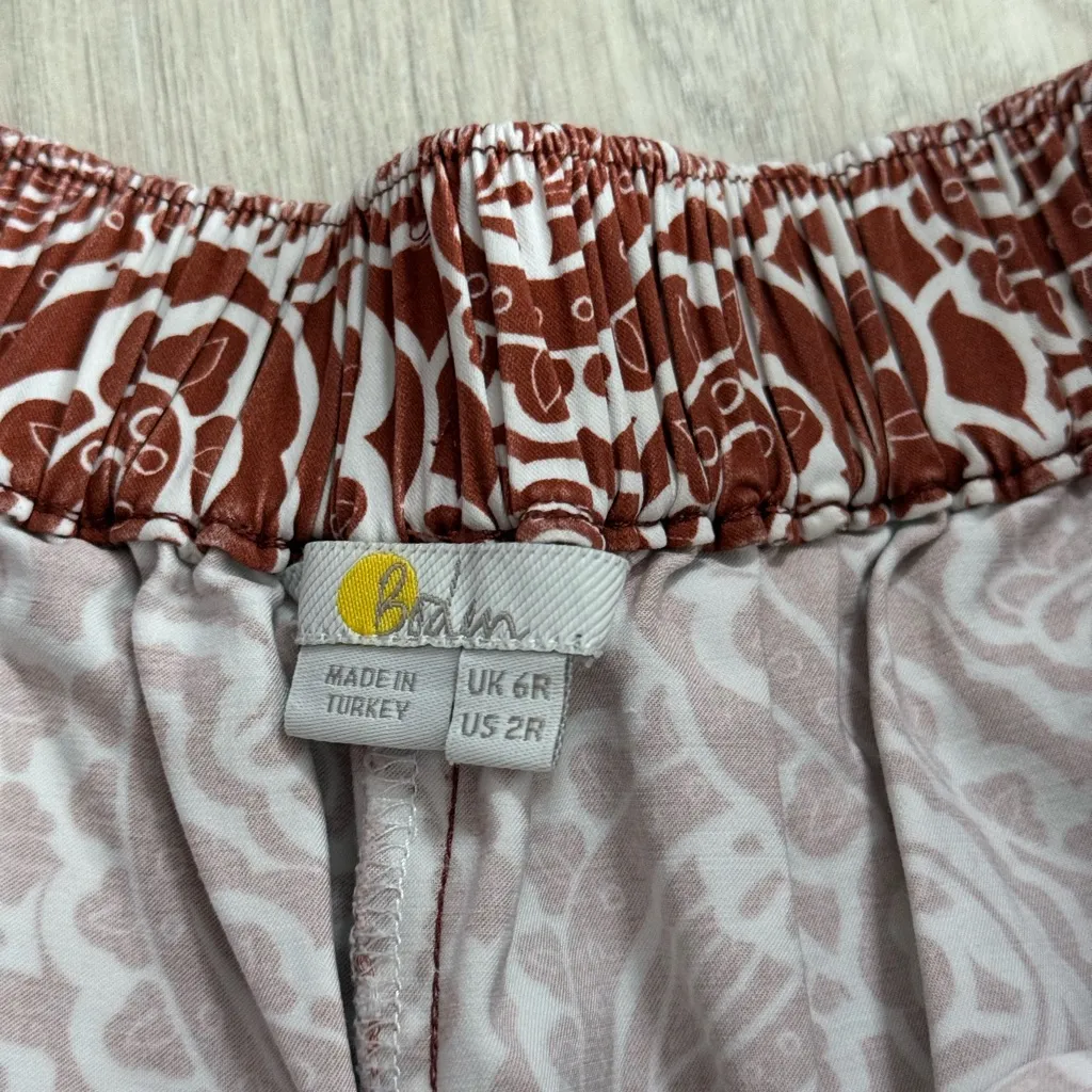 Boden Danby Pull On Trouser Pants in Red Oak Paisley Print | US 2R Brown Size 2 - Image 5