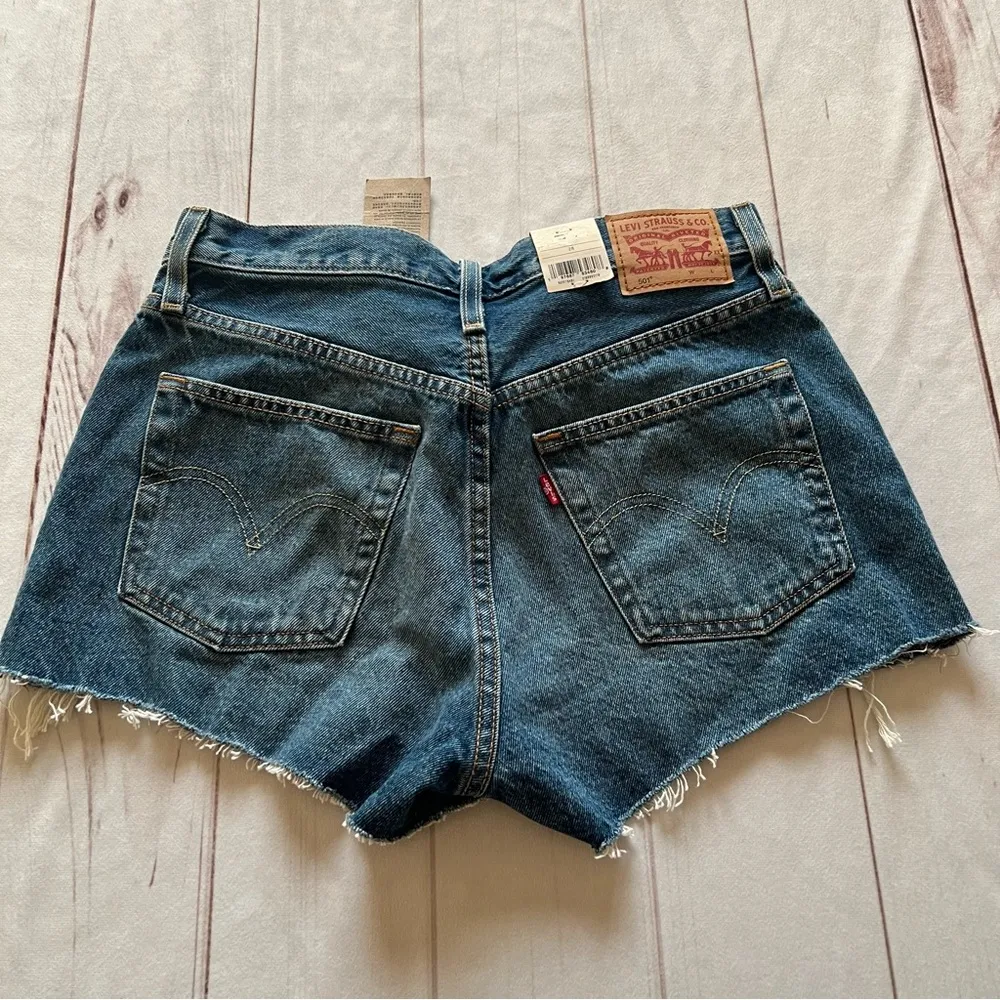 Levi's 501 Original Fit High-Rise Women's Jean Shorts Size W 28 Button Fly - Image 3