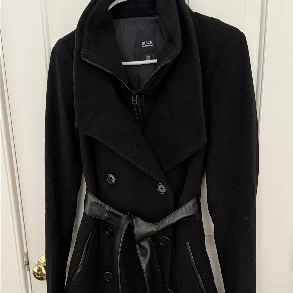 Black Saks Fifth Avenue Women’s Pea Coat Size 2 - Image 3
