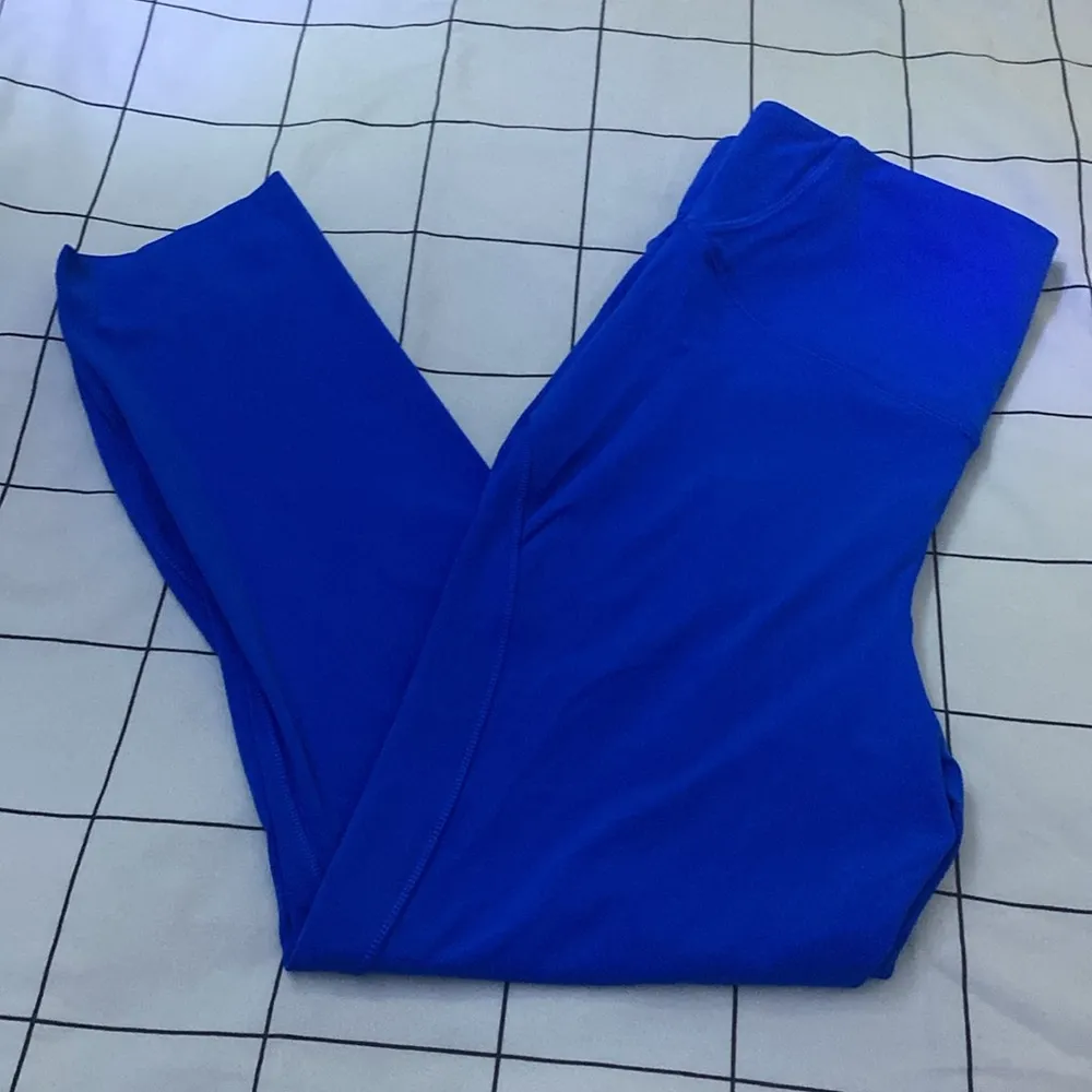Lululemon Base Pace HR leggings 25” in poolside size 6 - Image 2