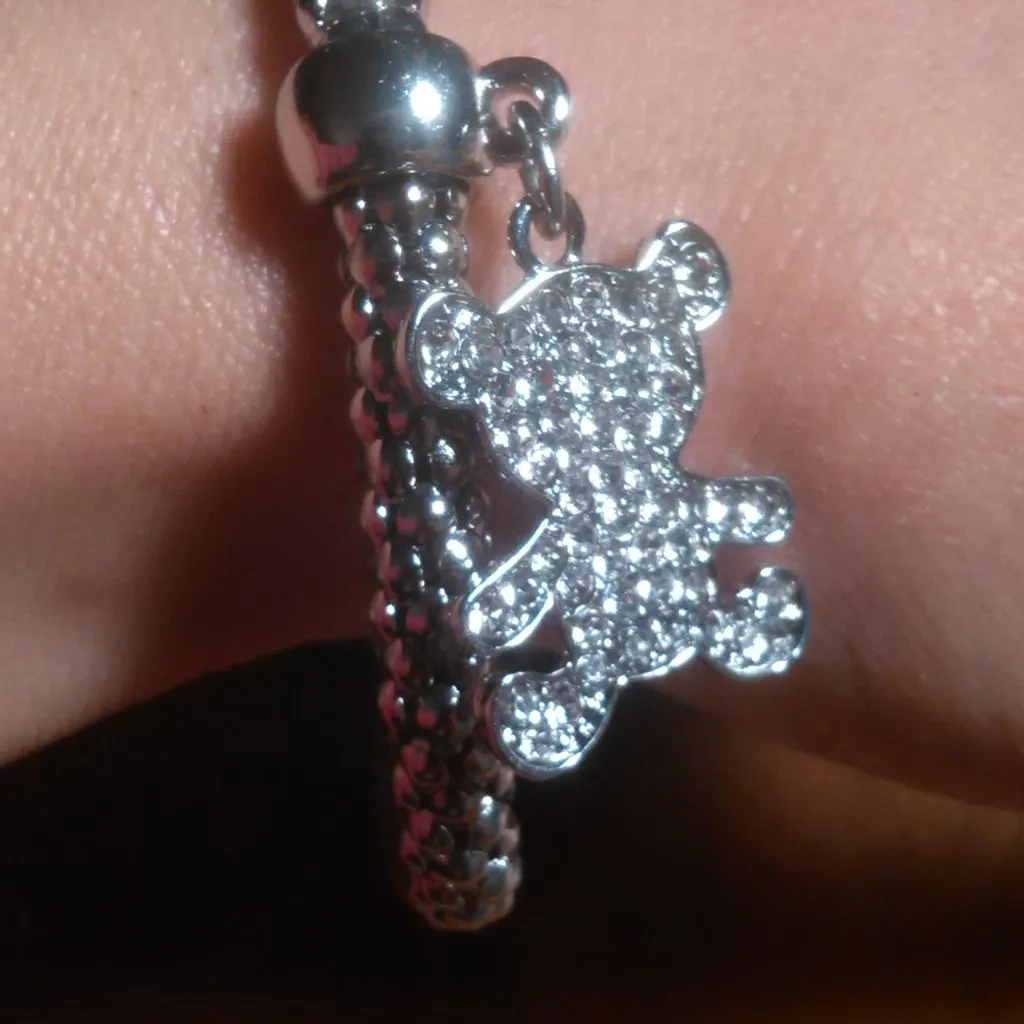 White Austrian Crystal Teddy Bear Silvertone Stretch Bracelet - Image 4