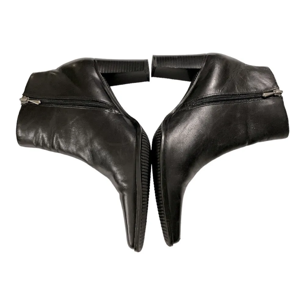 WHITE MOUNTAIN BLACK LEATHER ANKLE BOOTS size 9.5 - Image 7