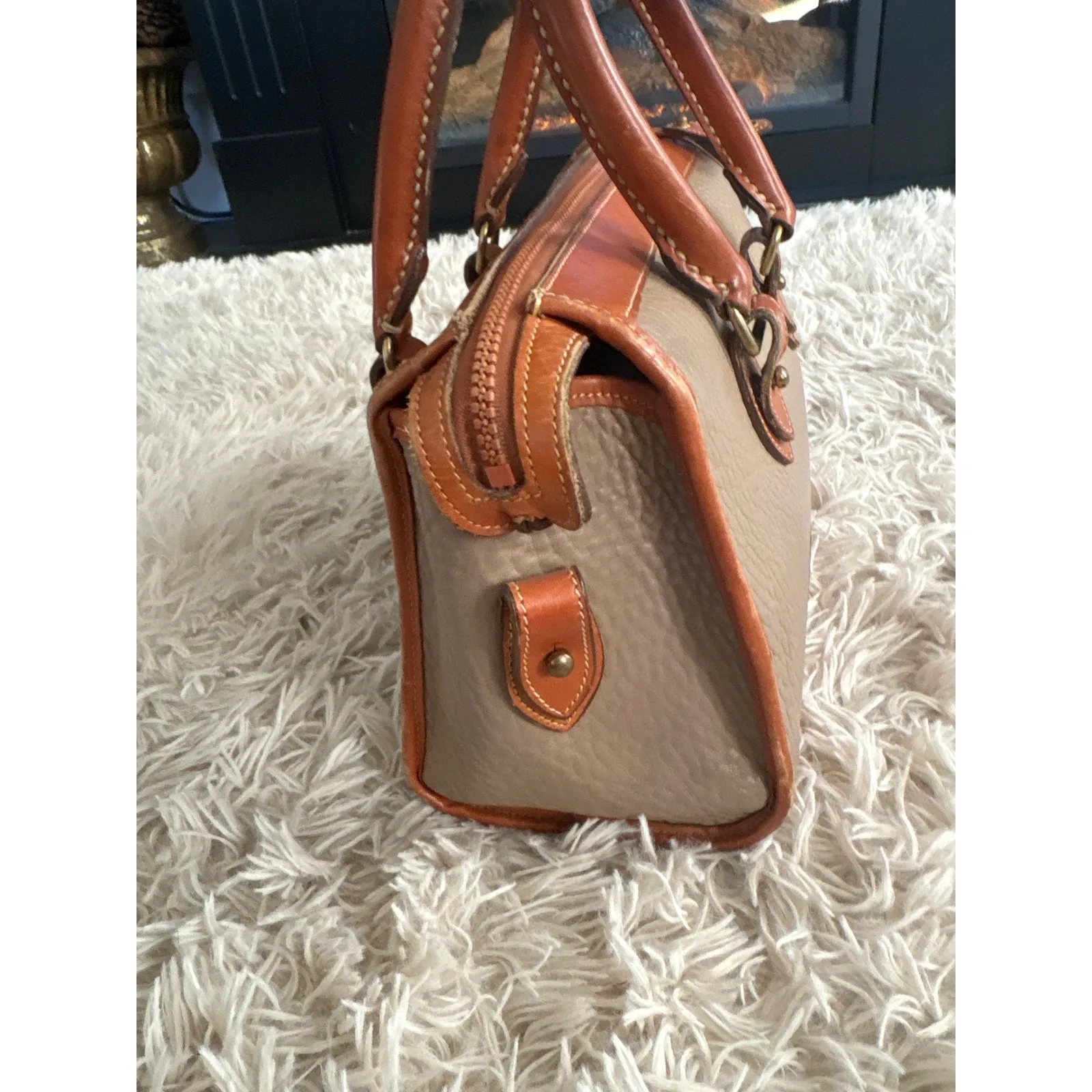 Vintage 80s Dooney Bourke All Weather Leather Satchel Tan Brown Made In USA - Image 5
