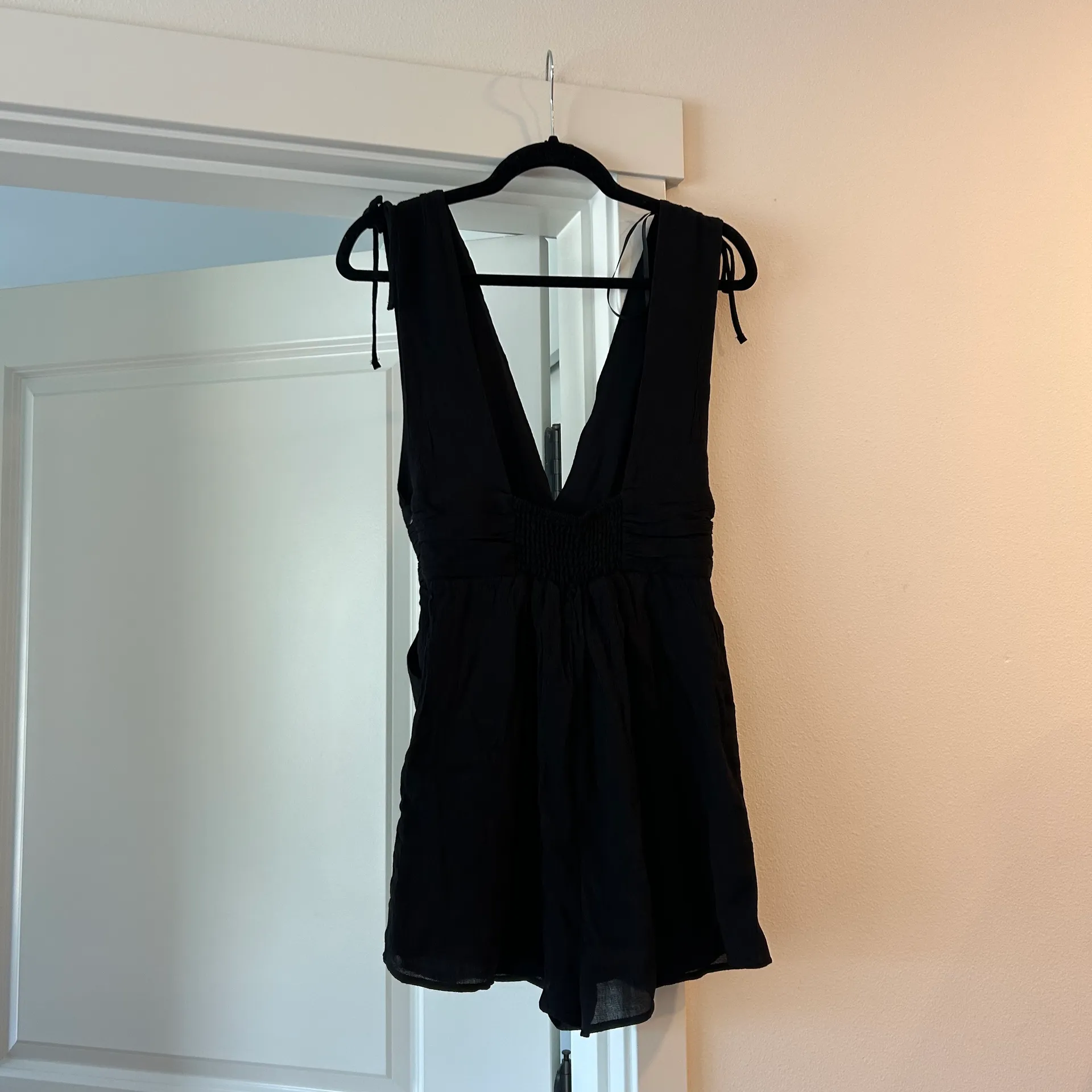 Nwt  Sleeveless Plunge Romper - Image 3